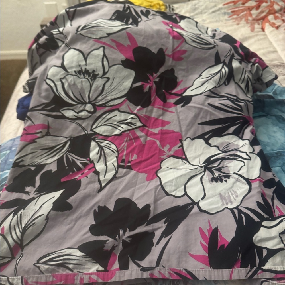Barco scrub top